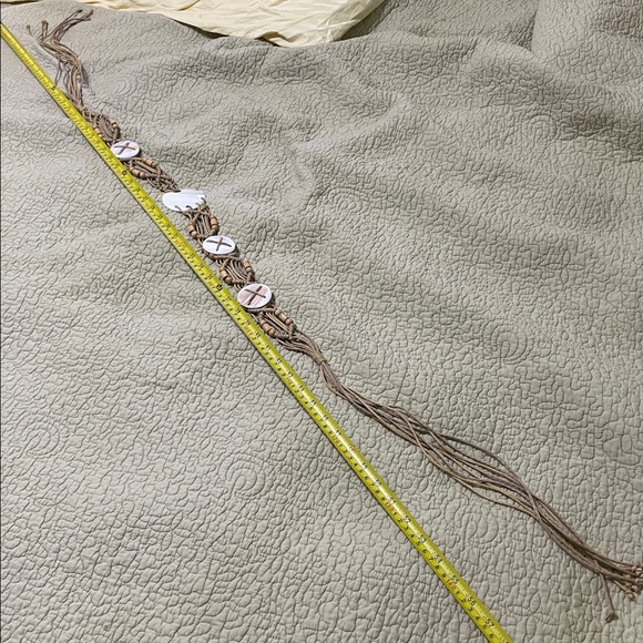 Macramé and beaded and mother of pearl fringe belt - Picture 3 of 4